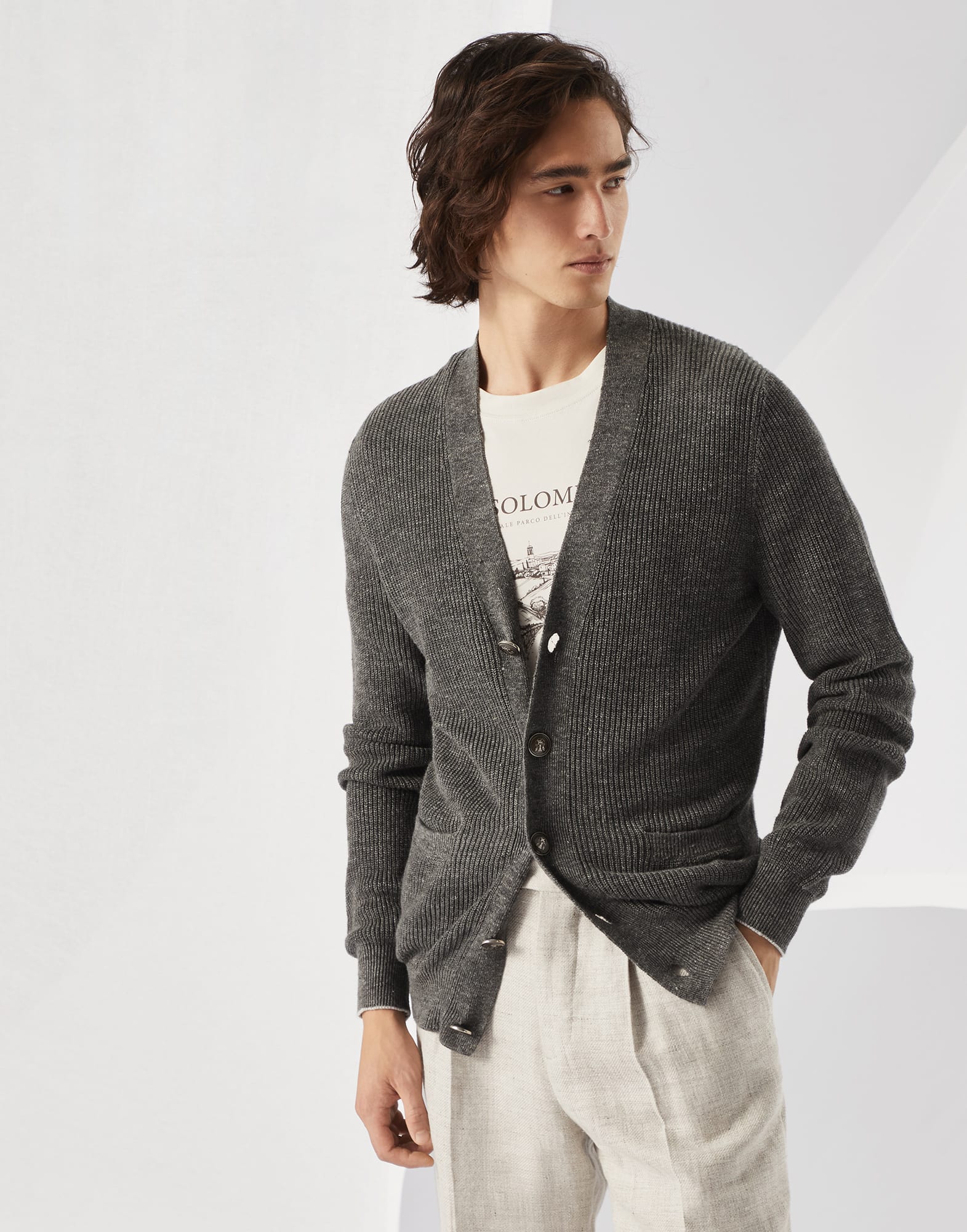 cardigan-brunello-cucinelli-113iwr-1.jpg