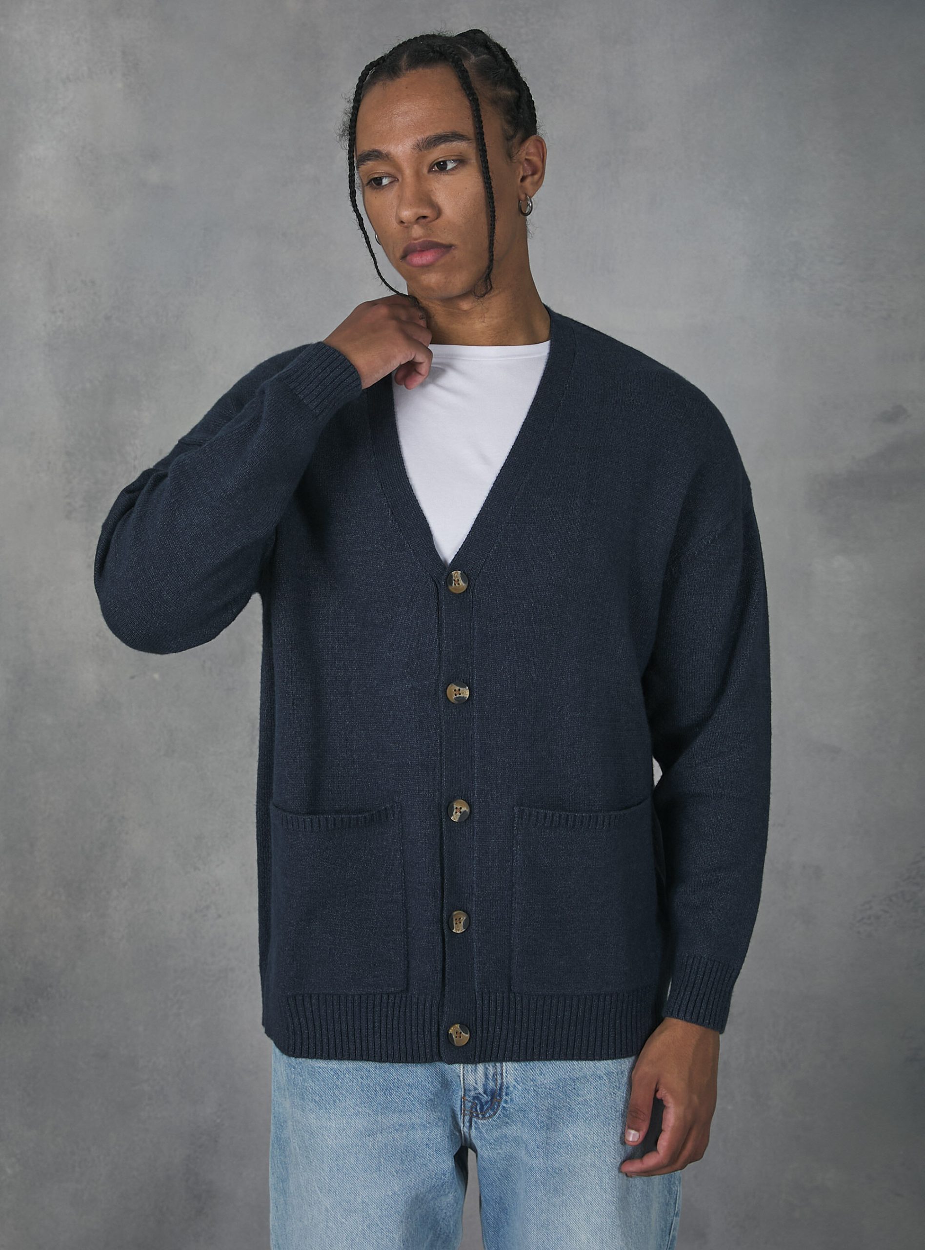 cardigan-con-bottoni-647cce-1.jpg