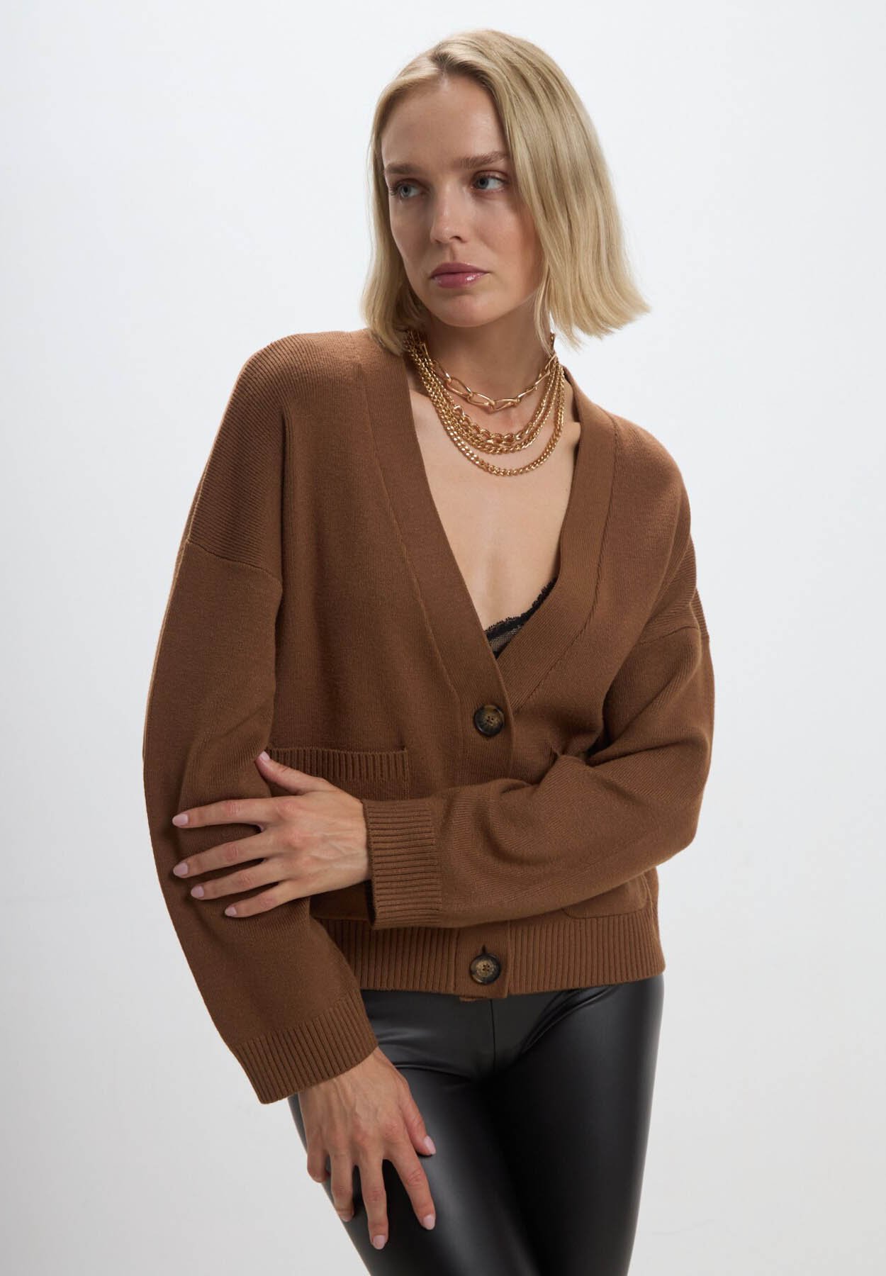 cardigan-marrone-220krw-1.jpg