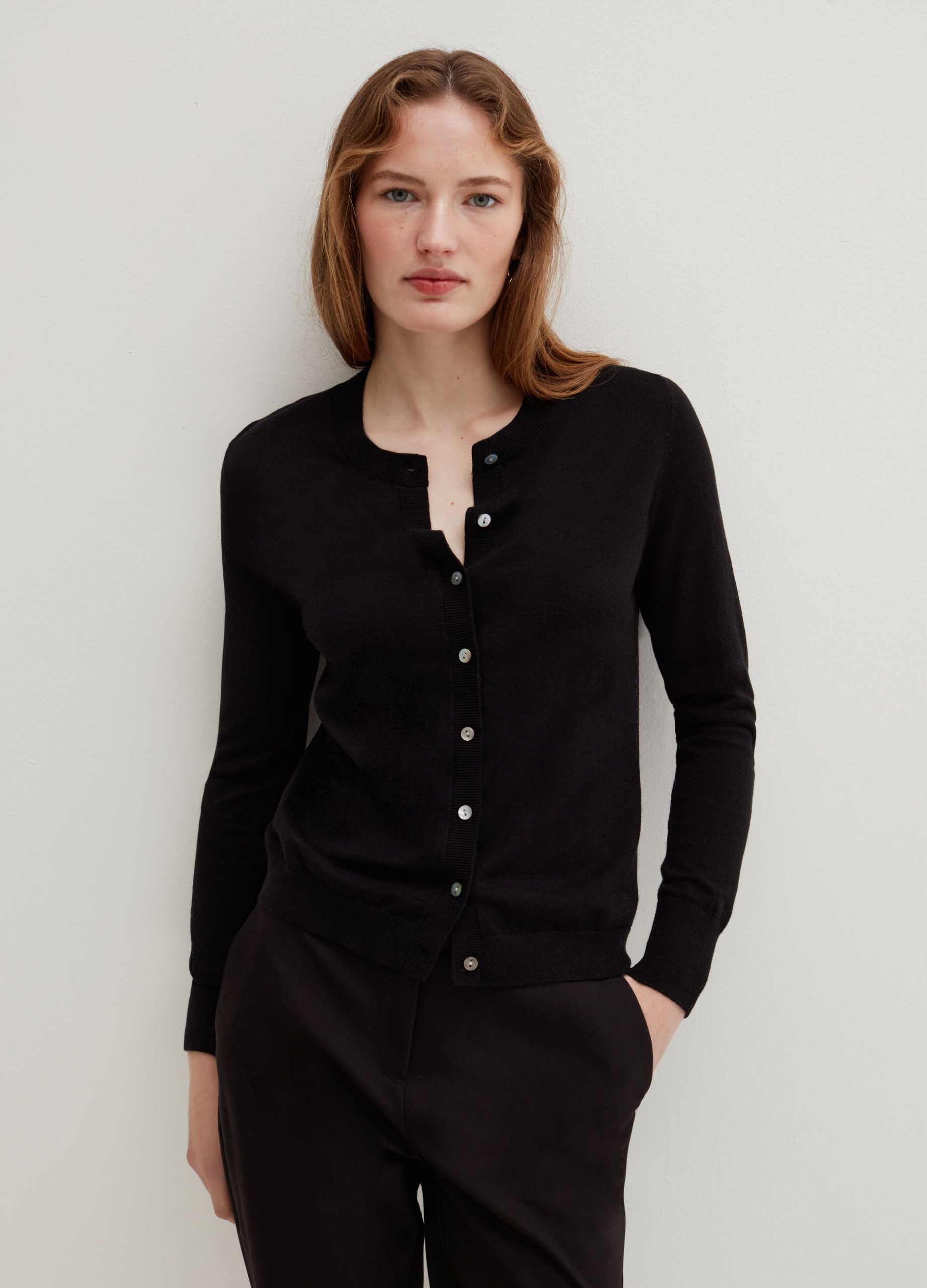 cardigan-nero-elegante-263wnh-1.jpg
