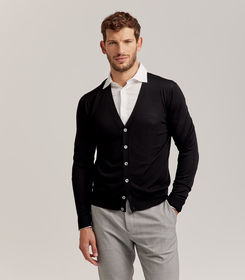 cardigan-nero-lana-951tif-1.jpg