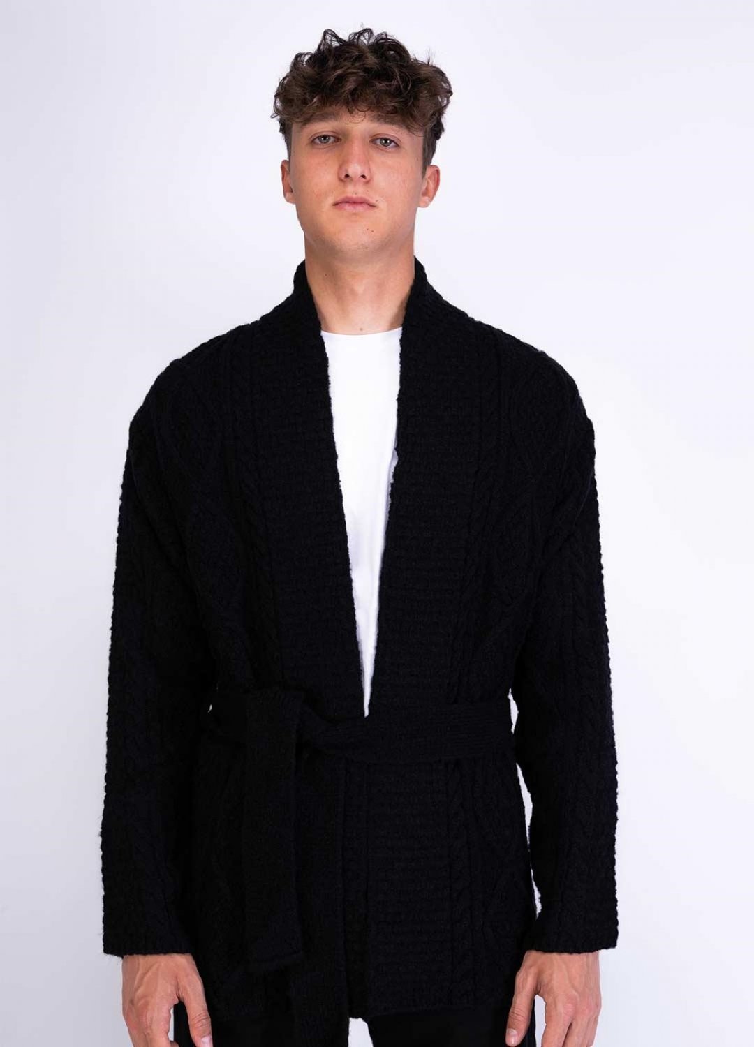 cardigan-nero-uomo-185vzr-1.jpg